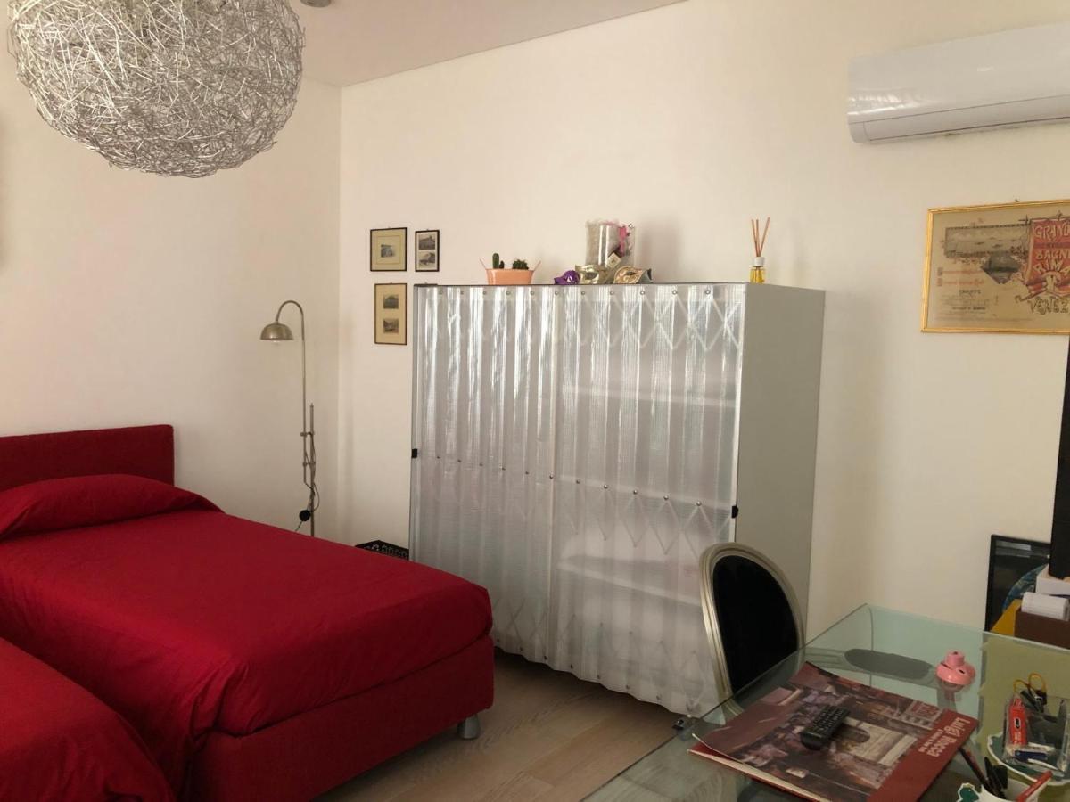 Ghetto Modern Apt For 4, Venice Apartment ภายนอก รูปภาพ