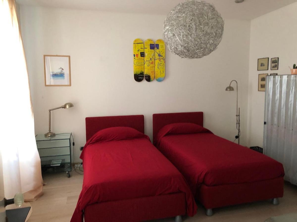 Ghetto Modern Apt For 4, Venice Apartment ภายนอก รูปภาพ