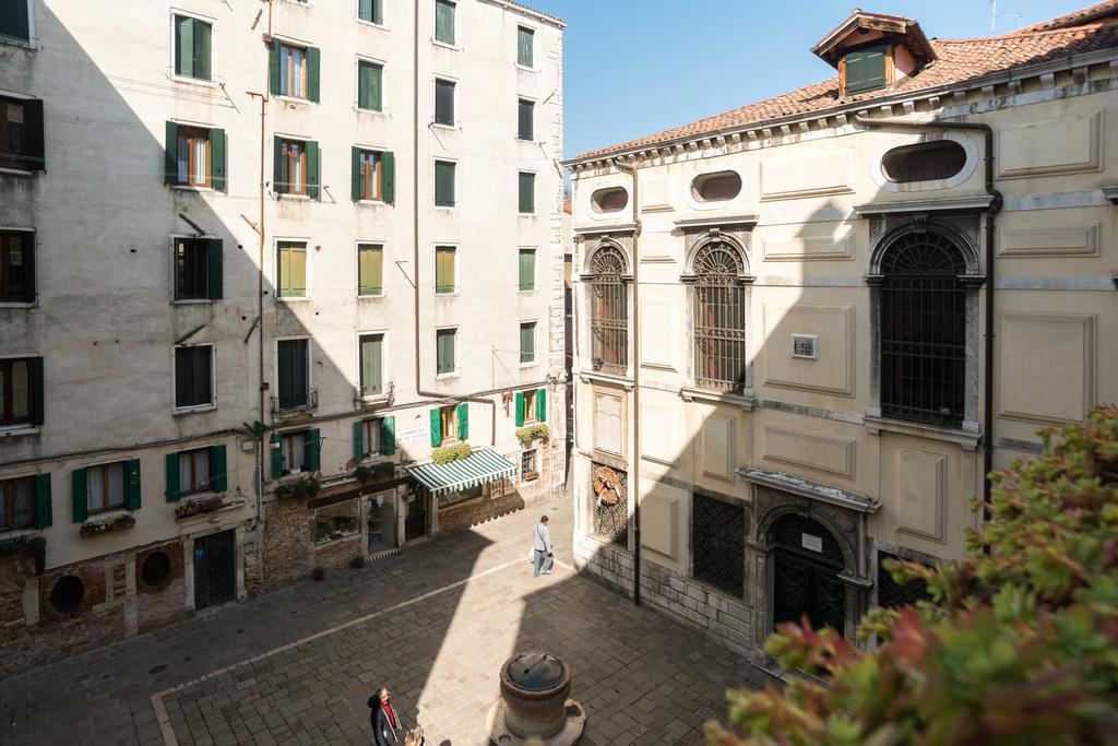 Ghetto Modern Apt For 4, Venice Apartment ภายนอก รูปภาพ